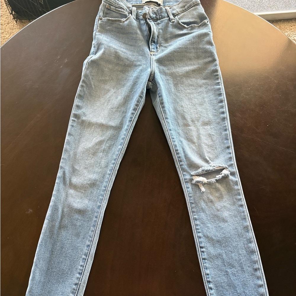 Abercrombie High Rise Super Skinny Ankle Jean